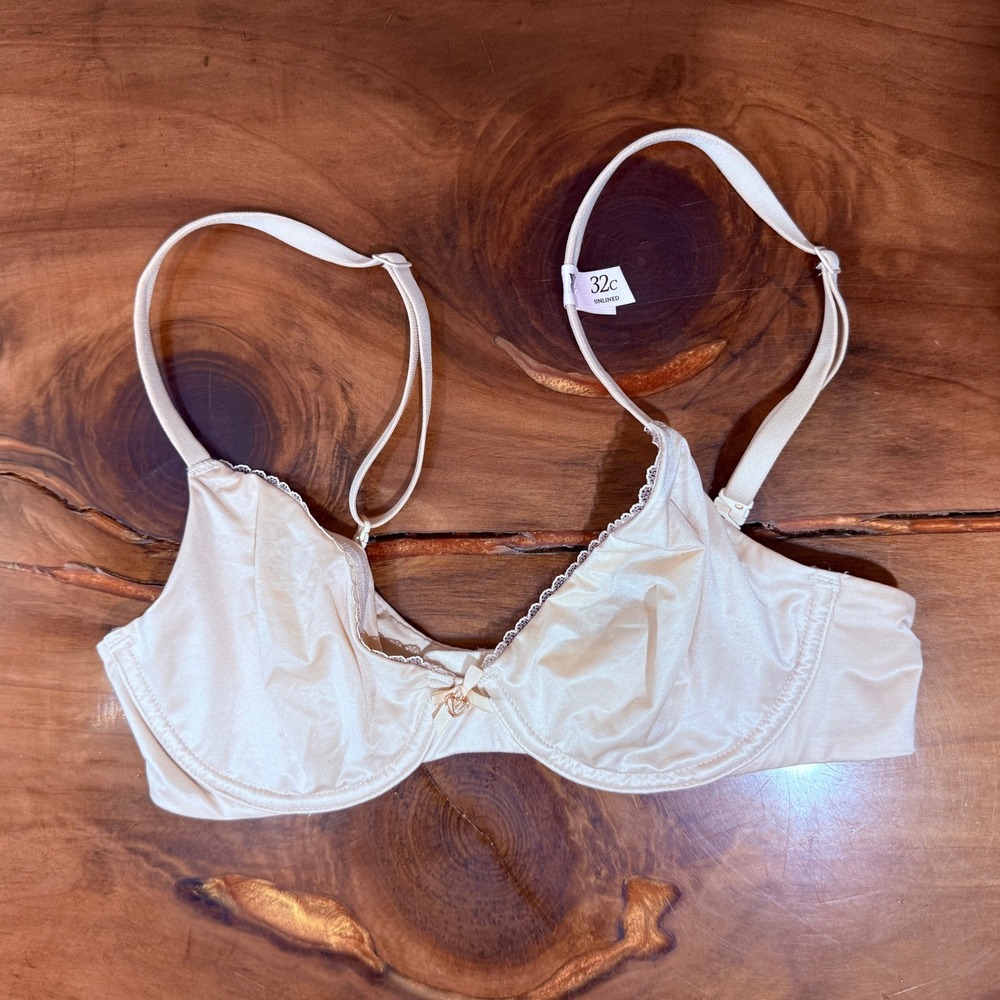 NEW Victorias Secret Unlined Demi bra 32C Wired Underwire Body By